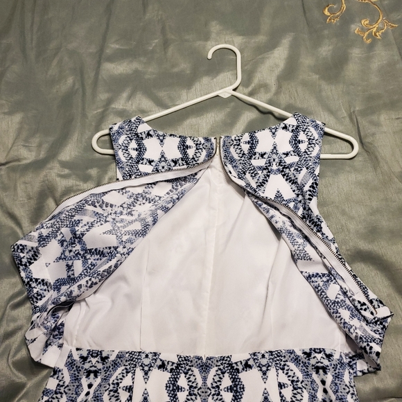 NWOT Banana Republic Mini Dress Size 4 - Picture 3 of 7